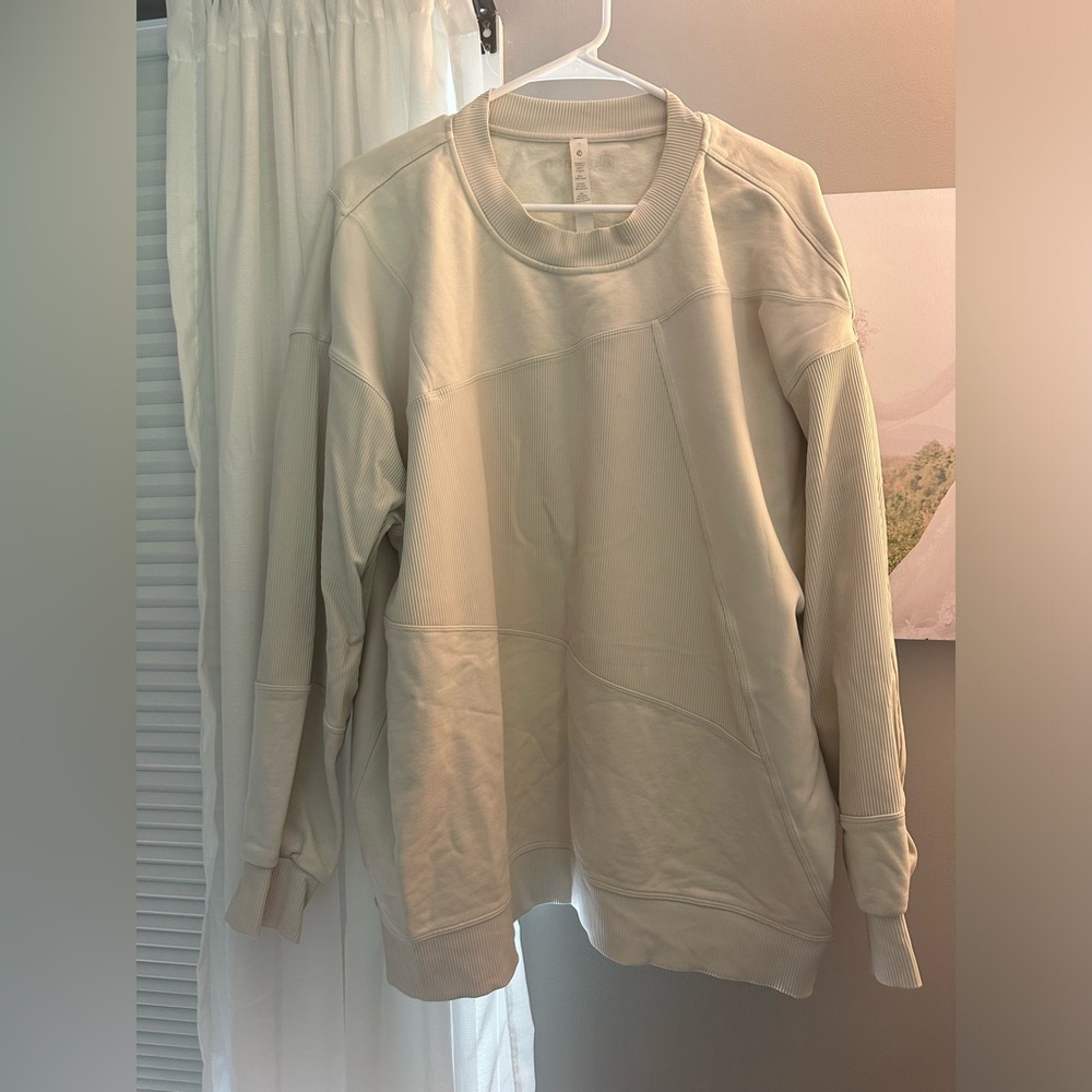 Lulu lemon women’s crew neck sweatshirt